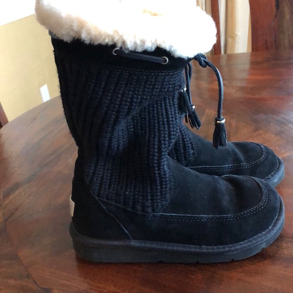 UGG Shoes - UGG Suburban 5124 Boots Sz EUR 36